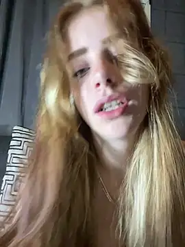 VioletxBlue online show from 06/23/26, 10:08