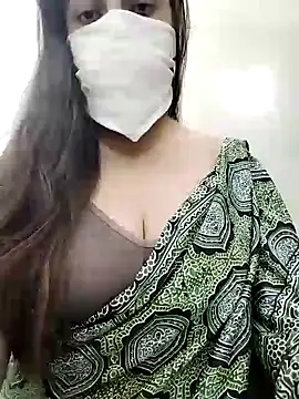 Snapshot of Priyanka998 chatting on 01/28/25, 08:26 Priyanka998 online show from 01/28/25, 08:26