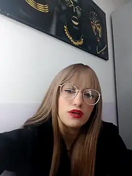 Snapshot of SussanHottye1_ chatting on 01/18/25, 10:17 SussanHottye1 online show from 01/18/25, 10:17
