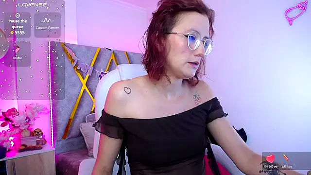 SussanHottye1  online show from 12/21/25, 10:33