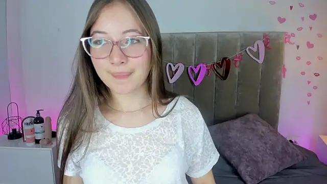 Dahlia Rousse online show from 03/01/25, 10:31