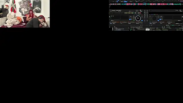Snapshot of vittote chatting on 10/26/25, 11:53 vittote online show from 10/26/25, 11:53