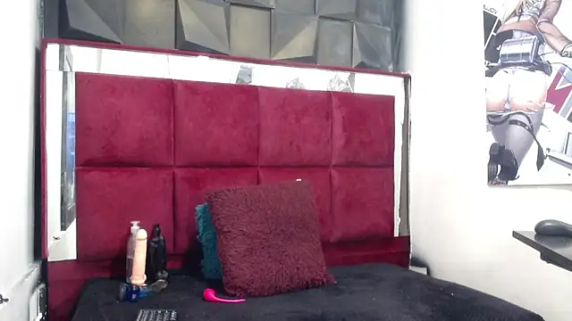 SolEvanss online show from 10/22/25, 03:23