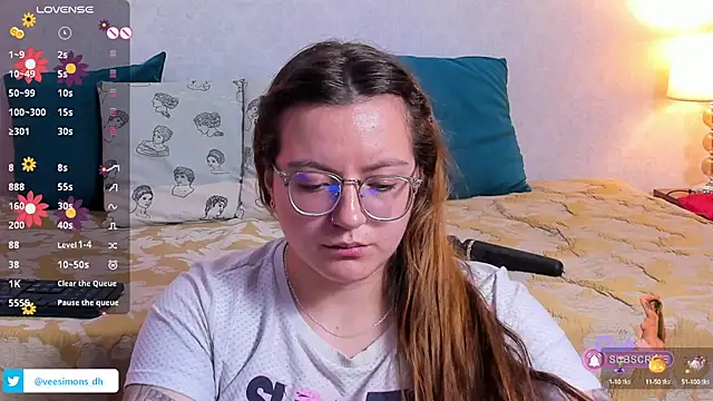 Veronica simons online show from 03/22/25, 11:20