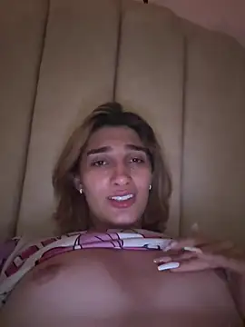 Queensara  online show from 03/02/25, 05:23