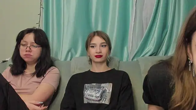 honey love honeyy online show from 01/12/25, 05:33