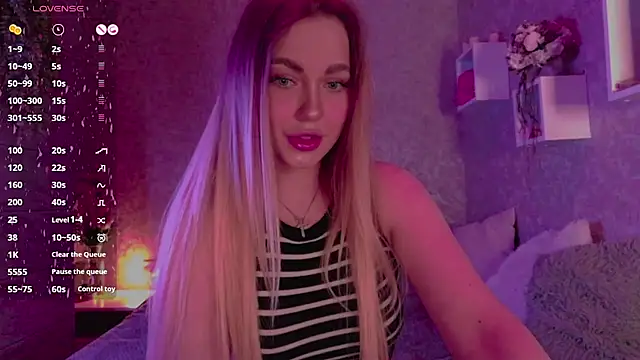 Mika Rayy online show from 03/11/25, 06:32