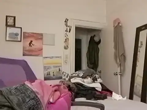 Snapshot of BaByArM81 chatting on 02/25/25, 01:52 BaByArM81 online show from 02/25/25, 01:52