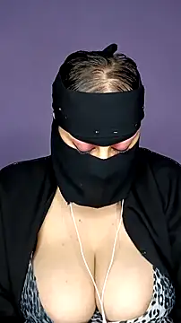 shosho500500 online show from 12/04/25, 09:45