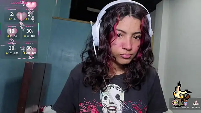 Lovelyamyy online show from 10/17/25, 08:44