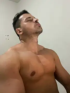 Lucasfit24 online show from 02/20/25, 11:54