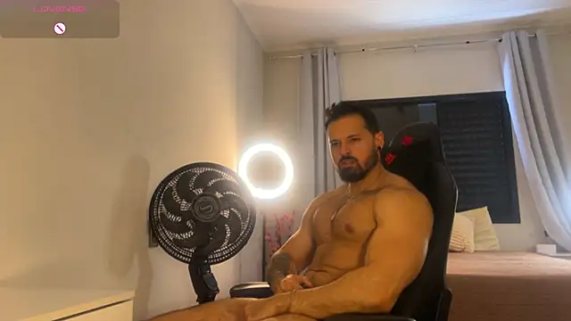 Lucasfit24 online show from 11/30/25, 03:05