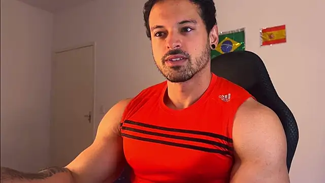 Snapshot of Lucasfit24 chatting on 07/15/26, 03:06 Lucasfit24 online show from 07/15/26, 03:06