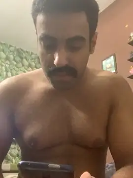 vaibhavchugh38 online show from 01/12/25, 12:01