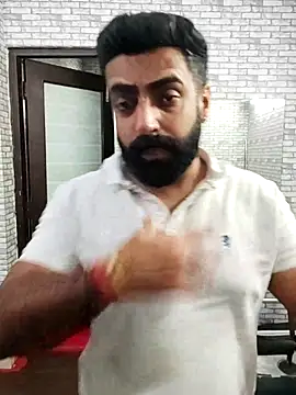 vaibhavchugh38 online show from 05/17/26, 03:19