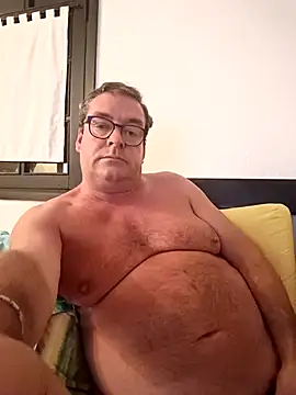 Snapshot of MountJohnXL chatting on 11/14/25, 01:59 MountJohnXL online show from 11/14/25, 01:59