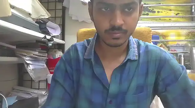 cute modell online show from 03/01/25, 12:23