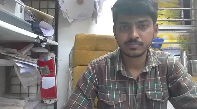 Snapshot of cute_modell chatting on 03/07/25, 12:56 cute modell online show from 03/07/25, 12:56