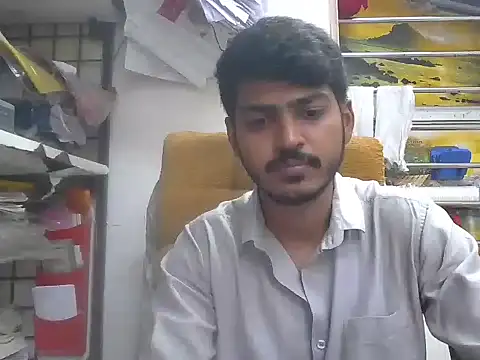 Snapshot of cute_modell chatting on 02/18/26, 08:32 cute modell online show from 02/18/26, 08:32