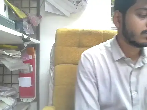 Snapshot of cute_modell chatting on 02/23/26, 08:33 cute modell online show from 02/23/26, 08:33