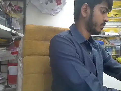 Snapshot of cute_modell chatting on 03/05/26, 12:45 cute modell online show from 03/05/26, 12:45