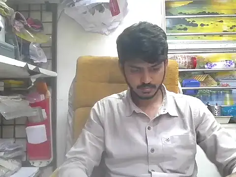 Snapshot of cute_modell chatting on 03/06/26, 12:45 cute modell online show from 03/06/26, 12:45