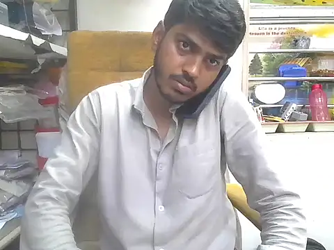 Snapshot of cute_modell chatting on 03/09/26, 01:04 cute modell online show from 03/09/26, 01:04