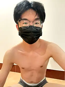 Snapshot of yfx468 chatting on 09/22/25, 12:51 yfx468 online show from 09/22/25, 12:51