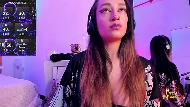 coral jonesss online show from 10/25/25, 03:18