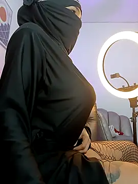 azahara faraah online show from 10/13/25, 06:19