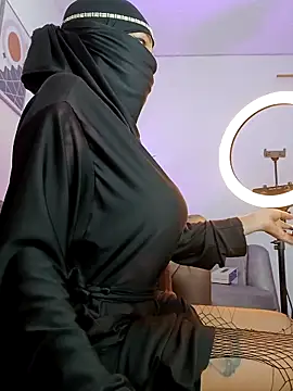 azahara faraah online show from 10/24/25, 06:26