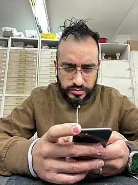 leonardohot1987 online show from 01/16/25, 09:19