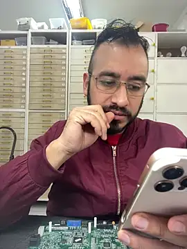 leonardohot1987 online show from 03/13/25, 05:50