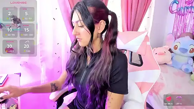 Snapshot of sweetfoxy_17 chatting on 03/06/26, 08:49 sweetfoxy 17 online show from 03/06/26, 08:49