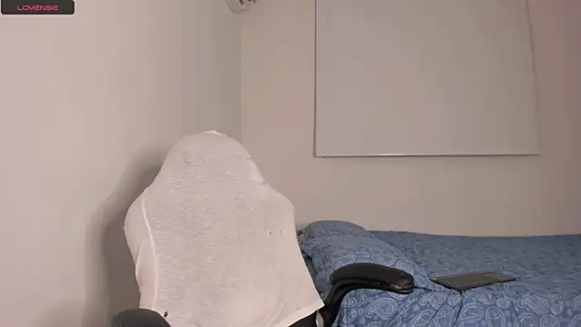 Snapshot of maxsteel177 chatting on 01/18/25, 11:33 maxsteel177 online show from 01/18/25, 11:33