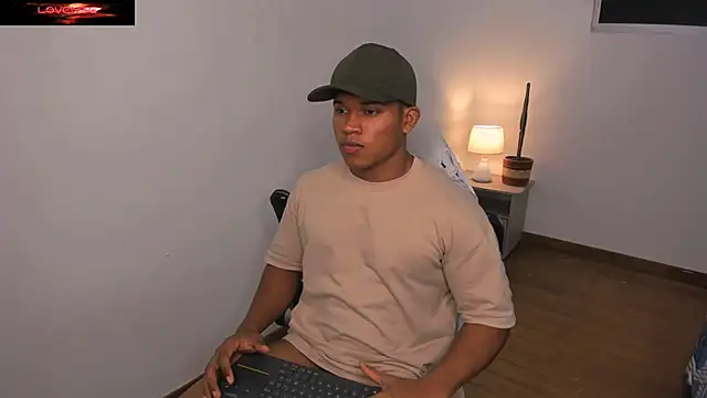 Snapshot of maxsteel177 chatting on 02/20/25, 01:57 maxsteel177 online show from 02/20/25, 01:57