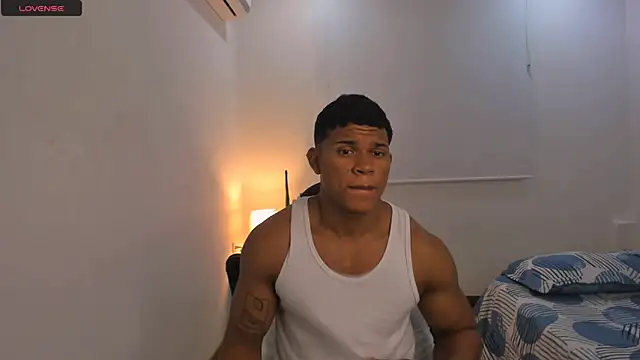 Snapshot of maxsteel177 chatting on 02/26/25, 04:25 maxsteel177 online show from 02/26/25, 04:25