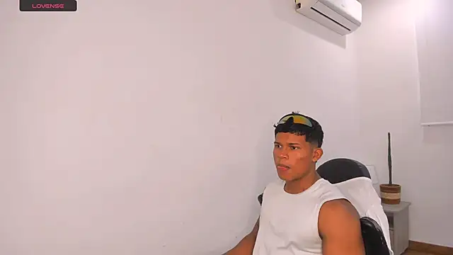 Snapshot of maxsteel177 chatting on 03/09/25, 11:14 maxsteel177 online show from 03/09/25, 11:14