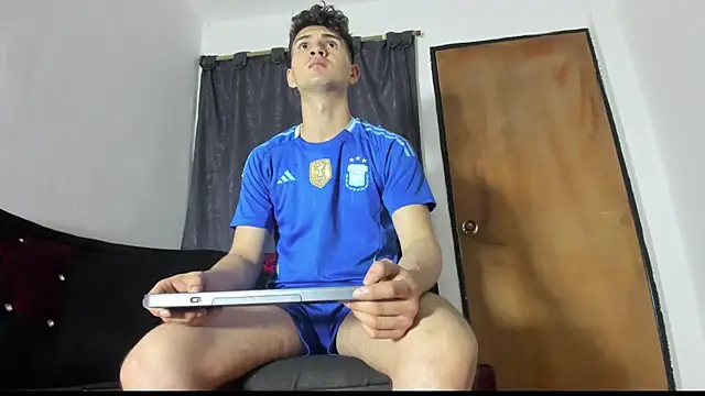 orlando yate online show from 12/21/25, 09:38