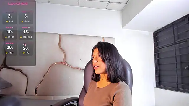 Salmaportman69 online show from 06/12/26, 03:05