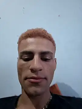 Snapshot of dany_hardy chatting on 09/17/25, 10:33 dany hardy online show from 09/17/25, 10:33