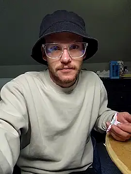 SoxxyNsh online show from 09/20/25, 07:15