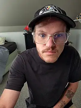 SoxxyNsh online show from 10/04/25, 04:16