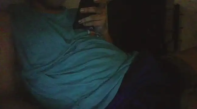 Snapshot of it0z_klk chatting on 01/10/25, 06:20 it0z klk online show from 01/10/25, 06:20