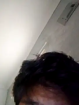 Snapshot of it0z_klk chatting on 03/01/25, 10:31 it0z klk online show from 03/01/25, 10:31