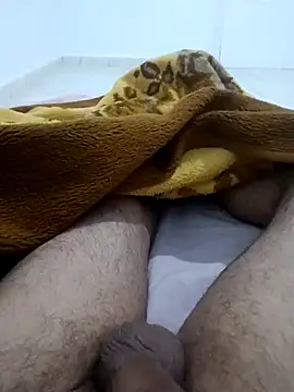 Snapshot of hmtrechaudd chatting on 03/08/26, 11:41 hmtrechaudd online show from 03/08/26, 11:41