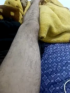 Snapshot of hmtrechaudd chatting on 04/11/26, 11:09 hmtrechaudd online show from 04/11/26, 11:09