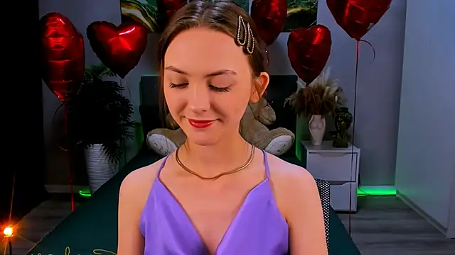 Snapshot of JesssWalker chatting on 03/08/25, 02:19 JesssWalker online show from 03/08/25, 02:19