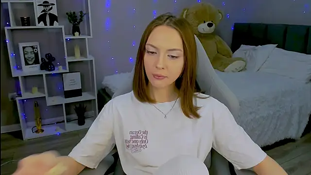 JesssWalker online show from 04/24/26, 02:19