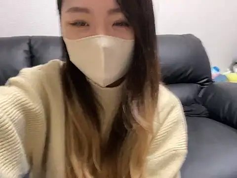 Snapshot of yazawa_oO chatting on 03/02/25, 10:16 yazawa oO online show from 03/02/25, 10:16